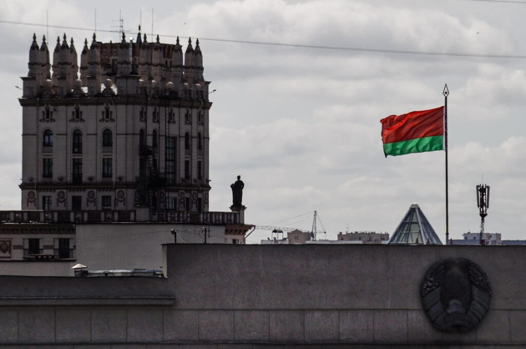 Жители белорусских городов стали меньше беспокоиться по поводу вступления страны в войну — социсследование