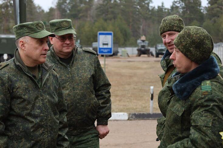 По распоряжению Лукашенко проверена физподготовка генералов 11 силовых ведомств