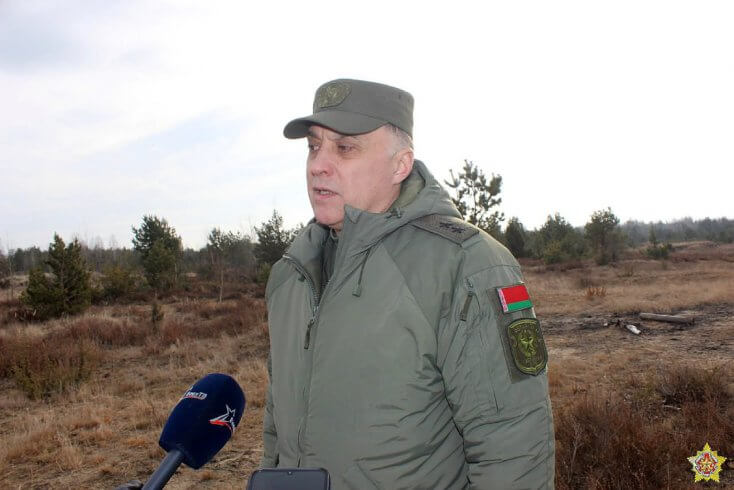 Вольфович сообщил, что комплекс “Орешник” ожидается в Беларуси к концу года, в январе Лукашенко анонсировал его доставку из РФ “со дня на день”
