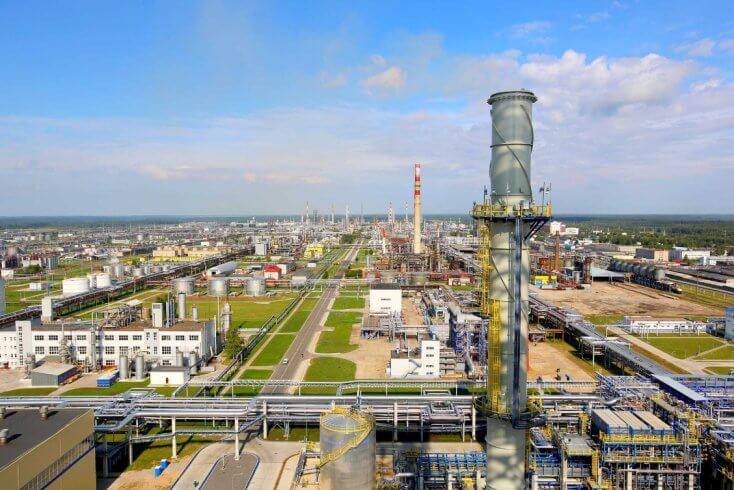 Łukašenka offers Sverdlovsk governor help with fuel supplies