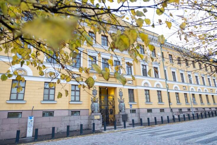 Финляндия запретила белорусам покупать недвижимость