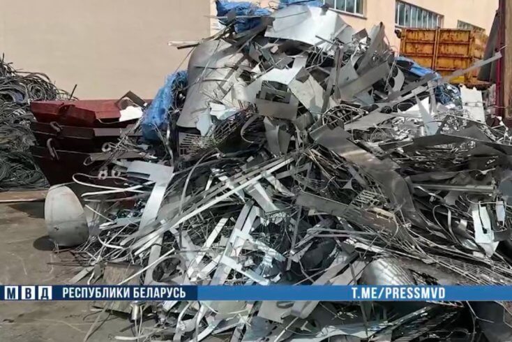 Милиция пресекла очередную попытку вывезти из Беларуси в Россию партию металла