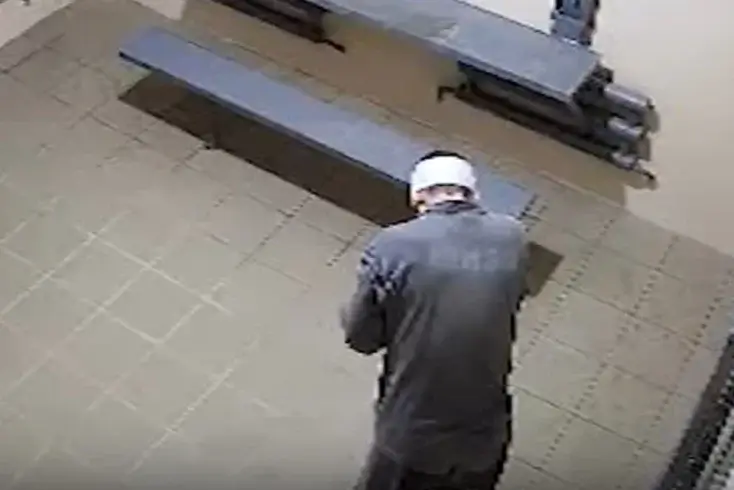 Чтобы сфальсифицировать обстоятельства смерти Ашурка, Следственный комитет снял видео с другим человеком — расследование