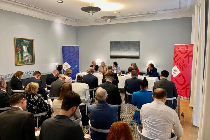 Ціханоўская абмеркавала з дыпламатамі з 22 краін крокі па вызваленні палітвязняў, паведаміла пра планы дэмсіл