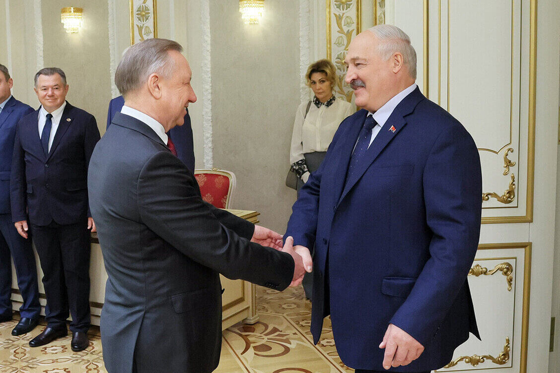 Лукашенко назвал порт в Санкт-Петербурге 