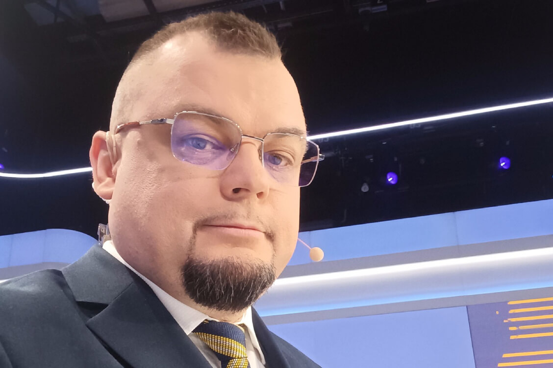 Журналіст Яраслаў Сцешык абвешчаны ў вышук у Беларусі і РФ
