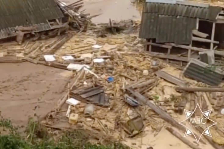 У Віцебску праз падмыты грунт абрынулася сем гаспадарчых пабудоў
