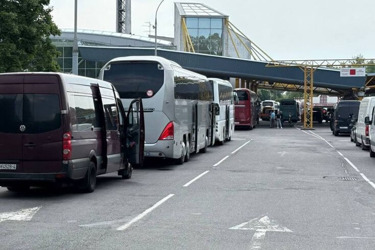 ГТК обвинил польскую сторону в “неритмичном приеме” транспорта в пункте пропуска Брест, ожидание на границе превышает трое суток