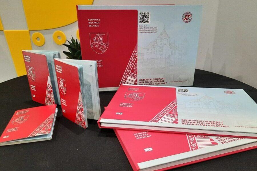 На канферэнцыі дэмсіл у Варшаве можна падаць заяву на атрыманне 