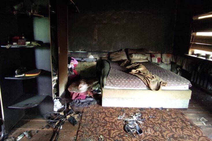 В Ивацевичском районе мужчина пытался сжечь жену и детей в собственном доме — СК