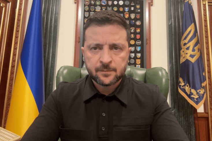 "Он живет в своем мире" — Зеленский ответил на предложение Лукашенко поговорить о мире на российских условиях