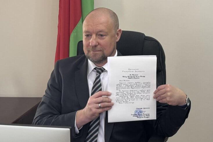 Посол Белый по видеосвязи вручил копии верительных грамот главе МИД Бахрейна