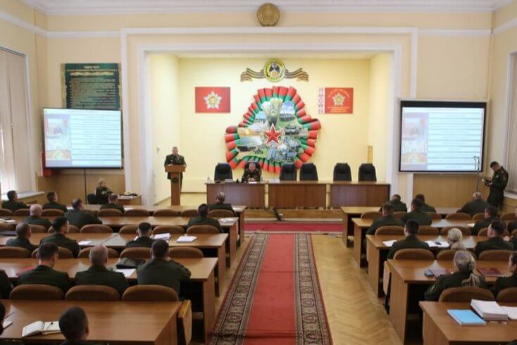 Сотрудник Военной академии причинами международной напряженности назвал Россию и Китай — Минобороны