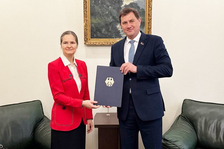 Germany’s charge d’affaires presents credentials to foreign minister