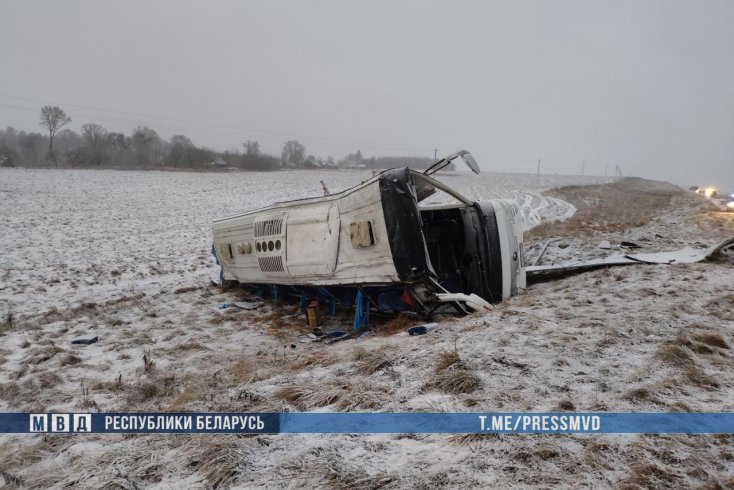 Один человек погиб, 10 госпитализировано в результате ДТП с участием автобуса сообщением Брест — Москва