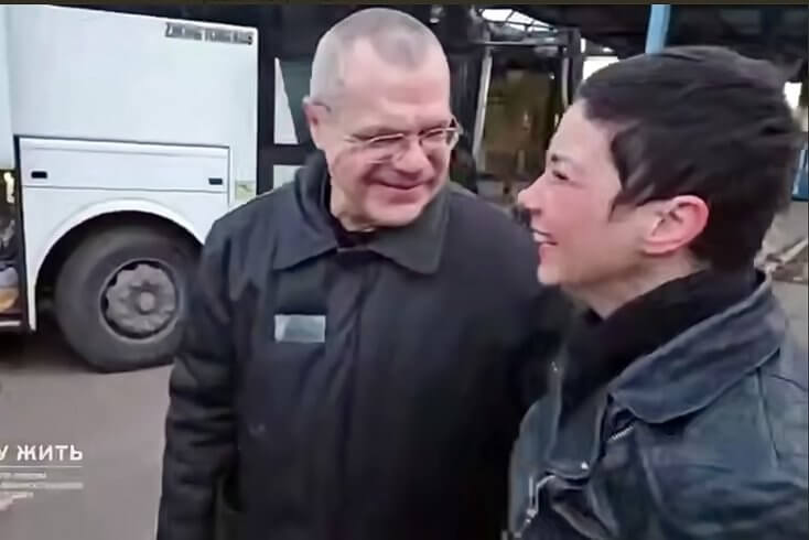 Бабарико, Колесникова, Беляцкий и другие — на свободе. Американцы вытащили 123 узников Лукашенко