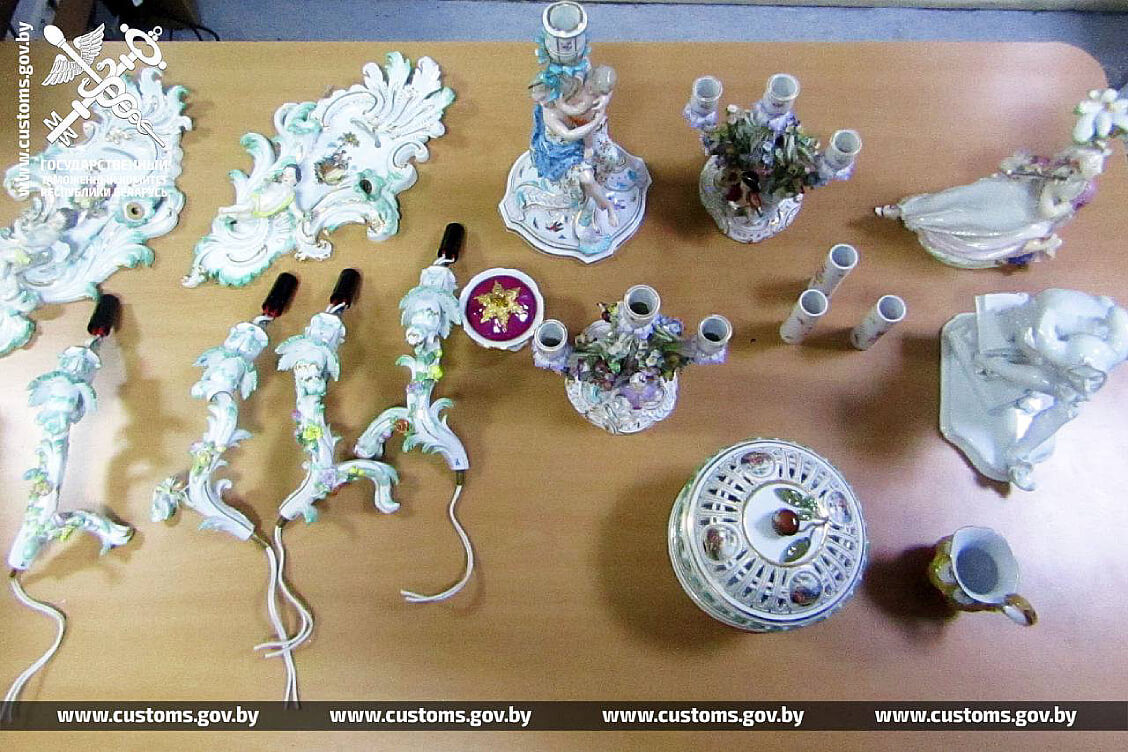 Беларус спрабаваў незаўважна завезці з Польшчы фарфоравыя вырабы — частка выявілася культурнымі каштоўнасцямі