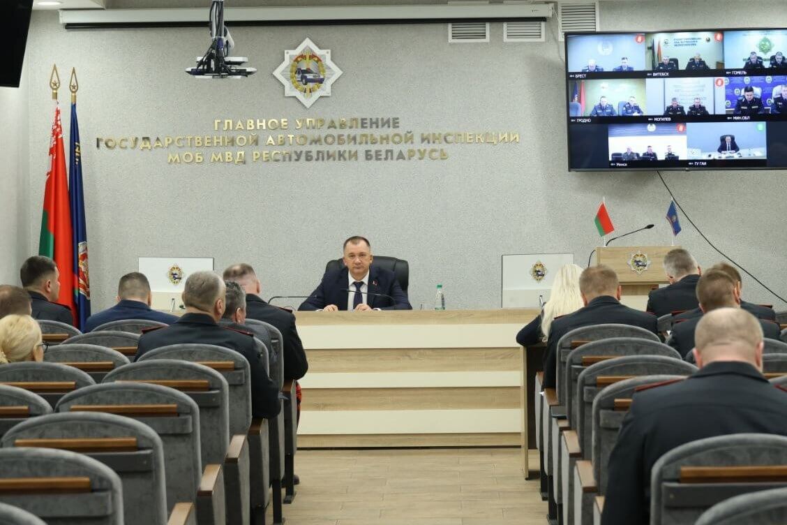 Interior minister orders deployment of heavy equipment for snow removal