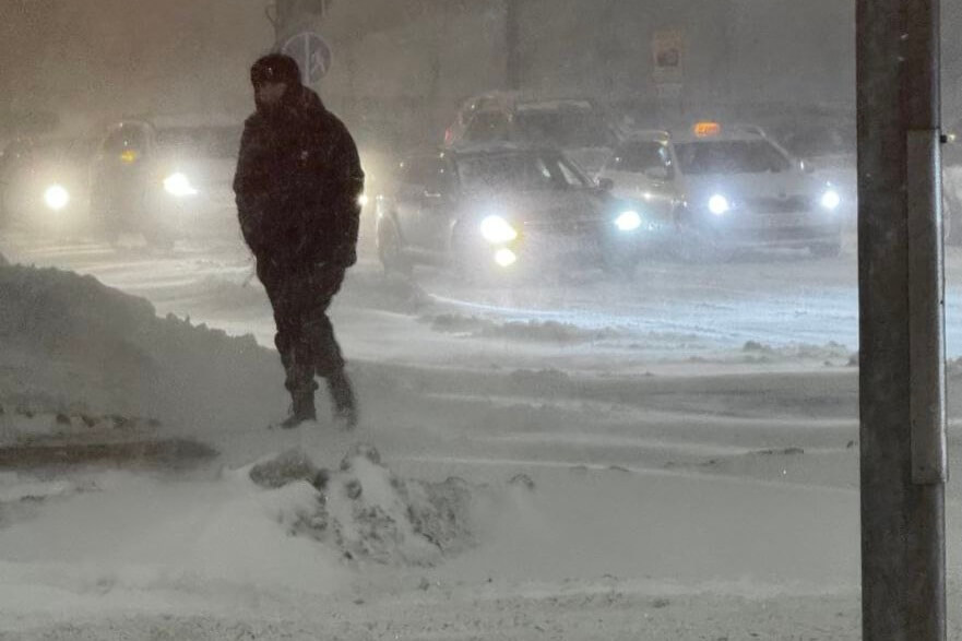 Из-за снегопада в Минске нарушена работа общественного транспорта