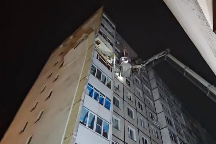 Выбуху ў дзесяціпавярховіку ў Гомелі папярэднічаў пажар побач з газавай плітой, распачатая крымінальная справа — СК