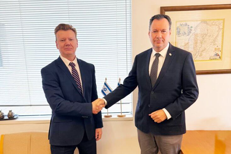 Амбасадар Беларусі абмеркаваў у МЗС Ізраіля захаванне памяці пра Халакост