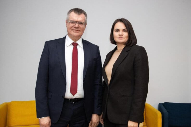 Ціханоўская і Бабарыка абмеркавалі стратэгію дэмсіл, гэта іх першая сустрэча пасля вызвалення экс-банкіра