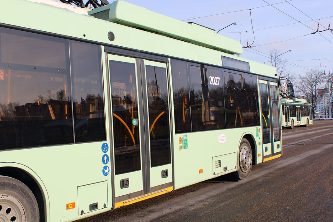 Повреждения проводов вызвали масштабную остановку движения троллейбусов в Минске