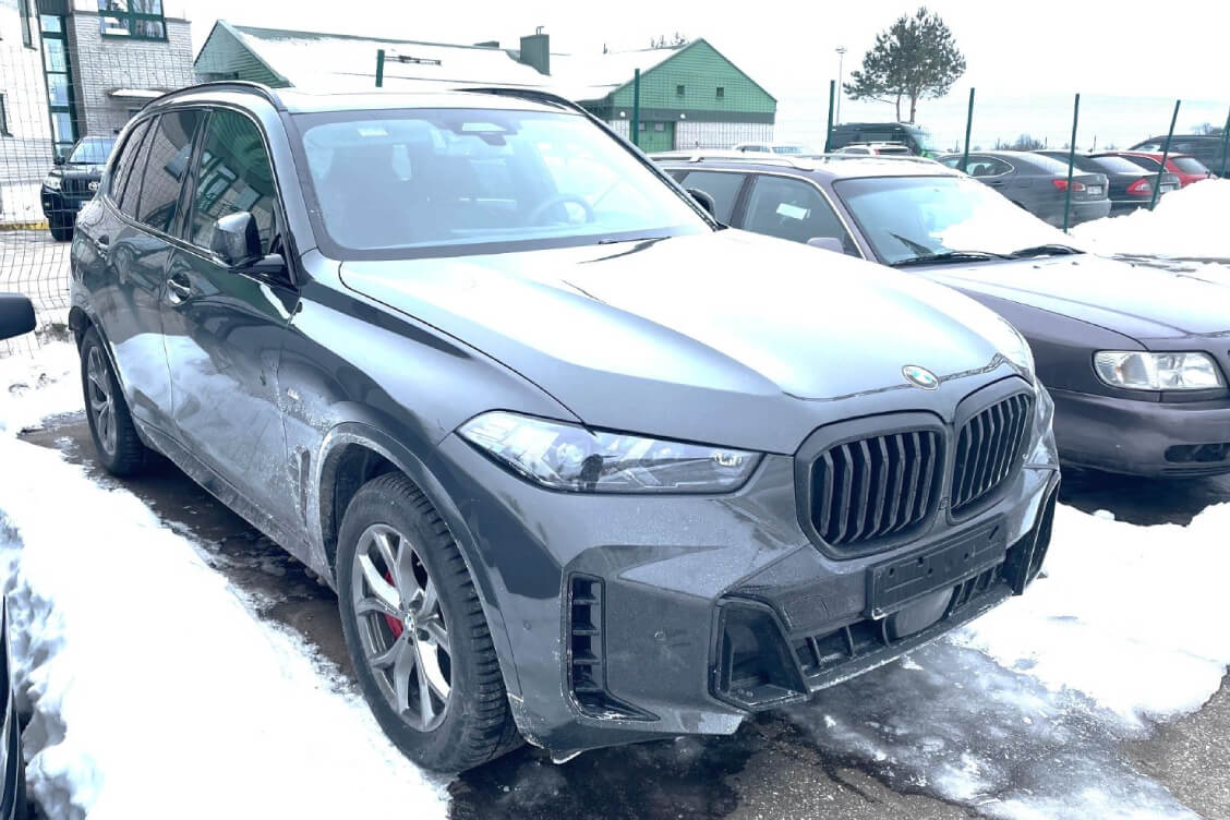 Памежнікі Літвы не дазволілі перагнаць у Беларусь пазадарожнік з базы вышуку Інтэрпола