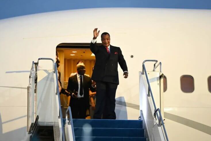 Лукашенко пригласил в Беларусь президента Конго, который руководит страной более 40 лет