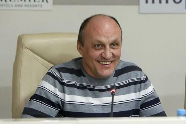 Тренер сборной Украины по гимнастике тайно переехал в Беларусь, на родине его обвиняют в намерении работать на “страну-агрессора”