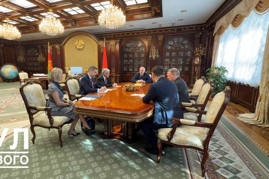 Спецпасланнік Трампа па Беларусі Коўл праводзіць перамовы з Лукашэнкам