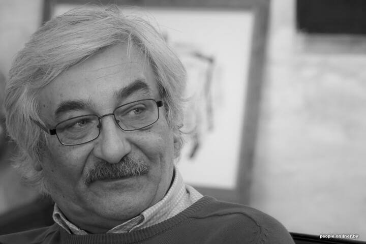 Посольство Франции выразило соболезнования в связи со смертью искусствоведа Юрия Абдурахманова