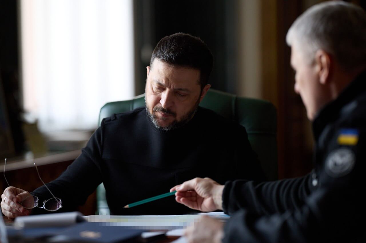 Зеленский: РФ планирует развернуть четыре наземные станции управления БПЛА в Беларуси