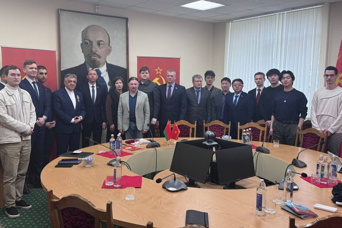 Провластная Компартия провела мероприятие “77 лет империалистическому блоку НАТО”, потребовав роспуска альянса