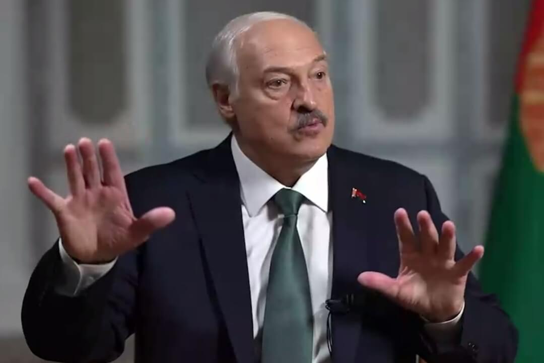 Лукашенко: Украинцы платят за свое решение избрать Зеленского президентом, они тоже в этом виноваты