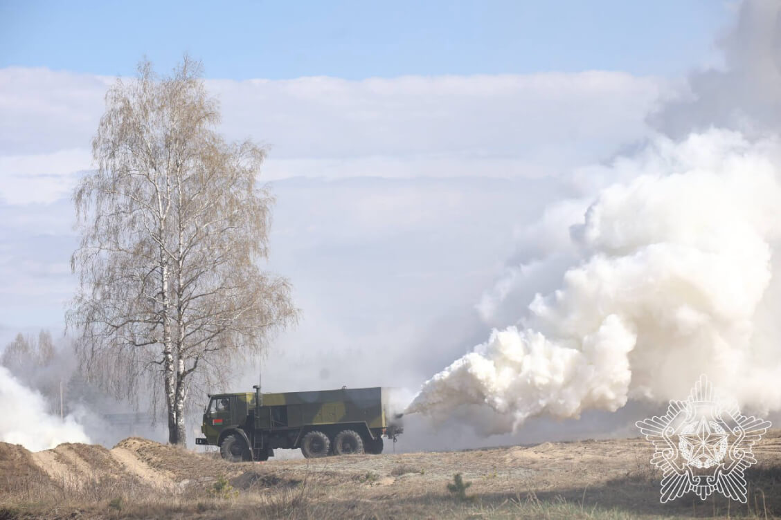 Стародорожская бригада химзащиты учится использовать дроны и защищаться от них