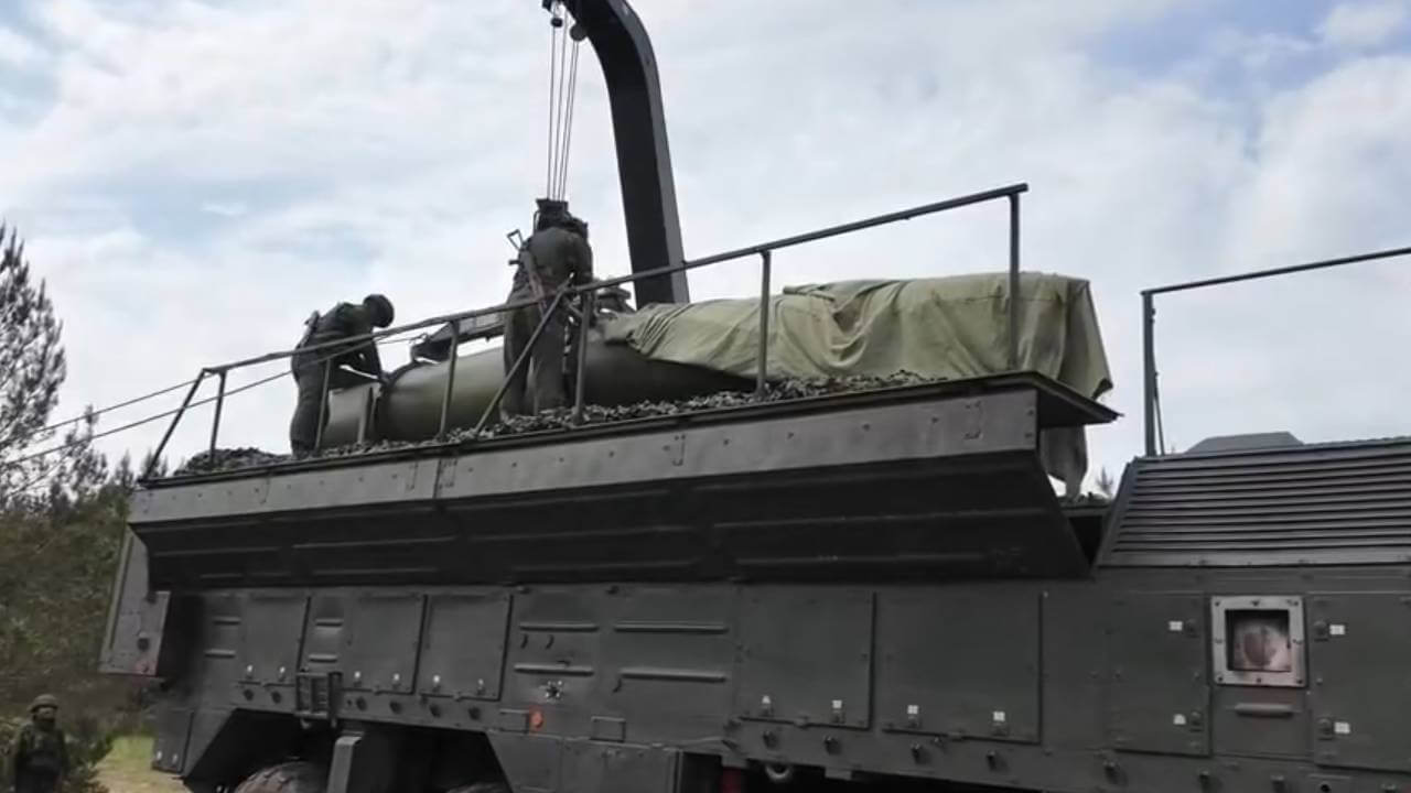 Belarus deploys nuclear missiles to field positions as part of a drill