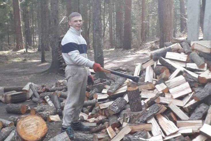 Объявлен сбор на лечение в Литве Дмитрия Гопты — экс-политзаключенного с ментальными особенностями