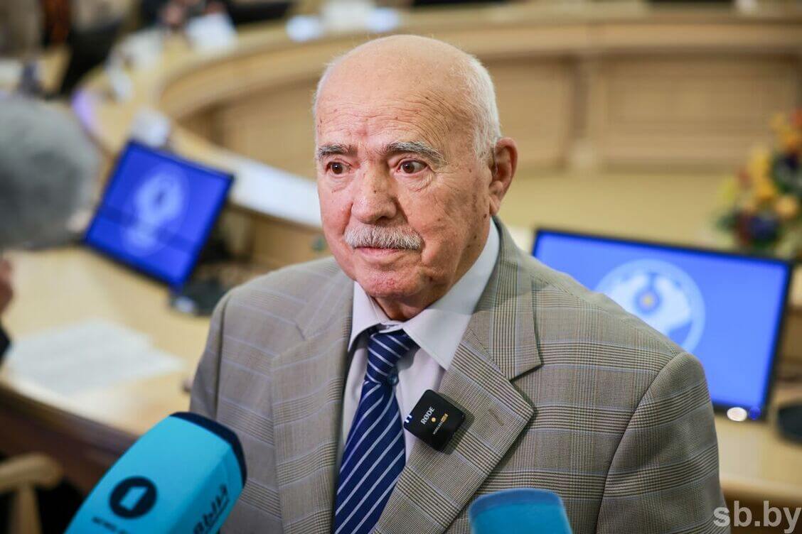 Памёр пісьменнік Мікалай Чаргінец