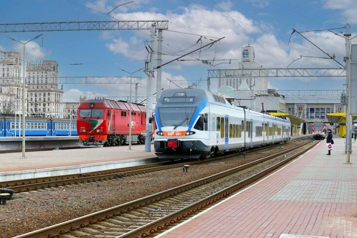 СК заявил о попытках вербовки белорусов для совершения терактов на железной дороге, грозит применением оружия