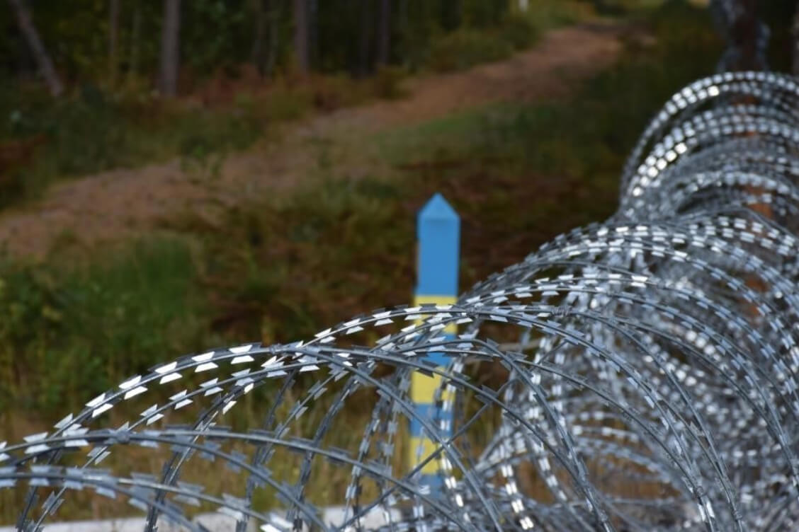 Украина ввела специальный режим в километровой полосе вдоль границы с Беларусью и РФ