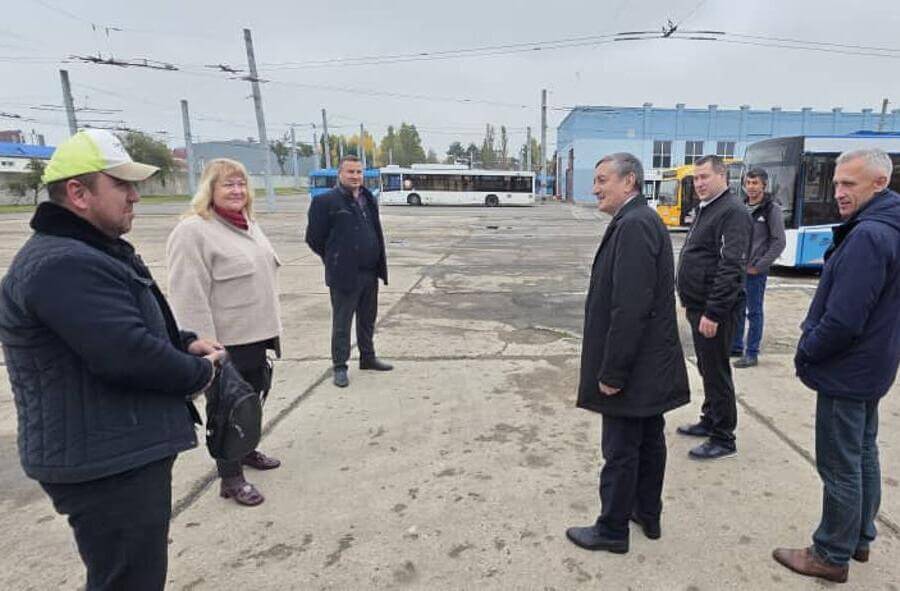 Граждане Таджикистана будут трудоустроены в компаниях Гродненской области, обещанные зарплаты — 750–1.200 долларов